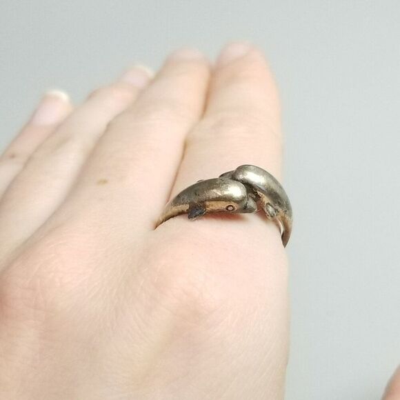 Vintage Sterling Silver Dolphin Wrap Adjustable Ring, Size 11 Band, Estate - Picture 3 of 9